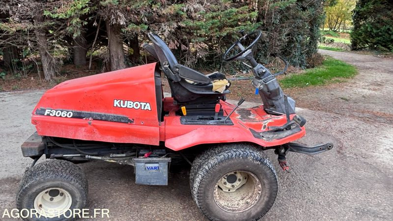 Kubota F3060 - Gressklipper: bilde 1 Kubota F3060 - Gressklipper: bilde 1