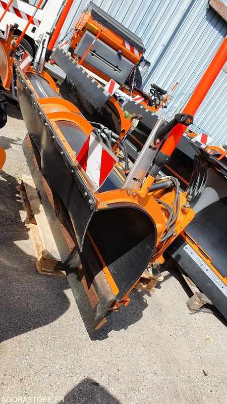 LAME BI RACLAGE TYPE LRB 24.80G VILLETON 2007 - Snøplog: bilde 1 LAME BI RACLAGE TYPE LRB 24.80G VILLETON 2007 - Snøplog: bilde 1