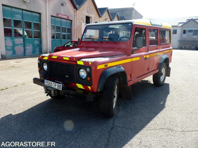 Land Rover Defender Long - SUV: bilde 2 Land Rover Defender Long - SUV: bilde 2