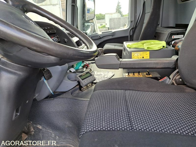 CAMION 6X2 AMPLIROLL-MERCEDES ACTROS - 2013 - 385 389KMS - Lastebil: bilde 2 CAMION 6X2 AMPLIROLL-MERCEDES ACTROS - 2013 - 385 389KMS - Lastebil: bilde 2