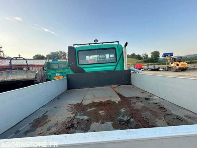 MERCEDES UNIMOG U300C VERSION COMMUNALE 2000 97652 KM - Lastebil: bilde 5 MERCEDES UNIMOG U300C VERSION COMMUNALE 2000 97652 KM - Lastebil: bilde 5