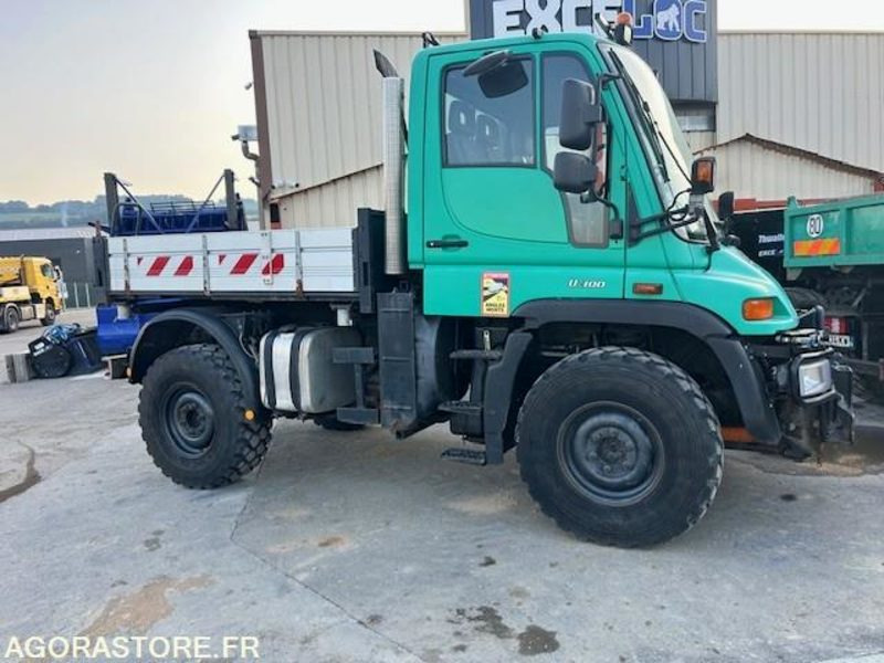 MERCEDES UNIMOG U300C VERSION COMMUNALE 2000 97652 KM - Lastebil: bilde 2 MERCEDES UNIMOG U300C VERSION COMMUNALE 2000 97652 KM - Lastebil: bilde 2