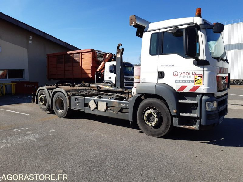 PORTEUR AMPLIROLL MAN TGS 26.400 (R51996) - BRAS GUIMA PALFINGER-2011-563 000 Km - Lastebil: bilde 3 PORTEUR AMPLIROLL MAN TGS 26.400 (R51996) - BRAS GUIMA PALFINGER-2011-563 000 Km - Lastebil: bilde 3