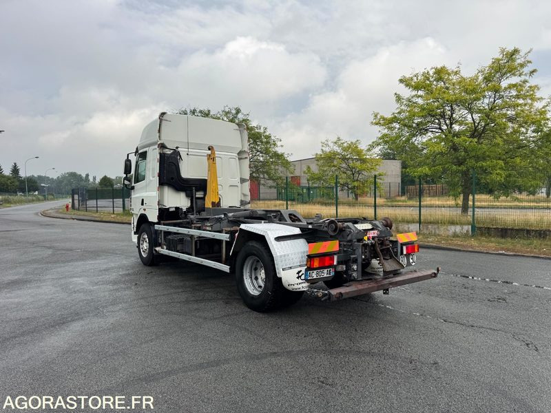 Porteur DAF CF460 19T Ampliroll GUIMA - 2009 - 801000km - Lastebil: bilde 4 Porteur DAF CF460 19T Ampliroll GUIMA - 2009 - 801000km - Lastebil: bilde 4