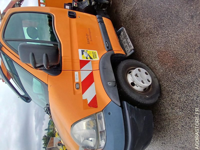 RENAULT CAMION BENNE MASCOTT AVEC GRUET PALFINGER - 2005 -124737 KMS - Lastebil: bilde 3 RENAULT CAMION BENNE MASCOTT AVEC GRUET PALFINGER - 2005 -124737 KMS - Lastebil: bilde 3