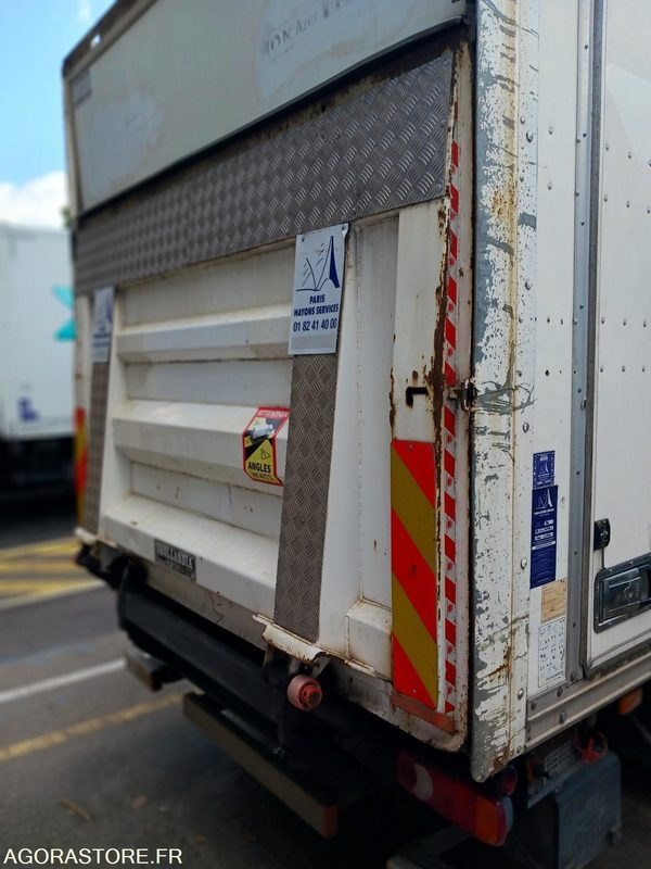Renault Poids lourd / 267194 KMS / 2009 - Lastebil: bilde 5 Renault Poids lourd / 267194 KMS / 2009 - Lastebil: bilde 5