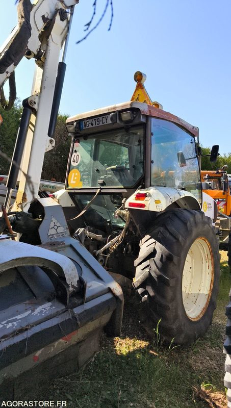 Lot Renault - Tracteur ergos 446 Roto 209 - 2009 et FAUCHEUSE NOREMAT VISIOBRA - Traktor: bilde 5 Lot Renault - Tracteur ergos 446 Roto 209 - 2009 et FAUCHEUSE NOREMAT VISIOBRA - Traktor: bilde 5