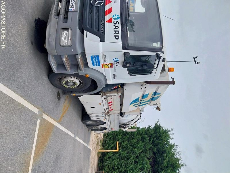 MERCEDES Actros HUWER 2006 (350000Km) NON ROULANT EXPORT UNIQUEMENT - Vakuum lastebil: bilde 4 MERCEDES Actros HUWER 2006 (350000Km) NON ROULANT EXPORT UNIQUEMENT - Vakuum lastebil: bilde 4