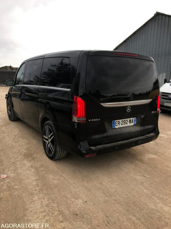 MERCEDES CLASSE V 250cdi 4 MATIC - 2017 / 441000 KM - Personenbil: bilde 2 MERCEDES CLASSE V 250cdi 4 MATIC - 2017 / 441000 KM - Personenbil: bilde 2