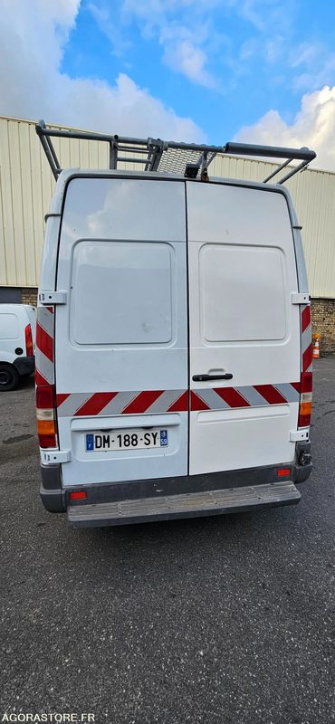 MERCEDES SPRINT 208 DM188SY - Kassebil: bilde 1 MERCEDES SPRINT 208 DM188SY - Kassebil: bilde 1
