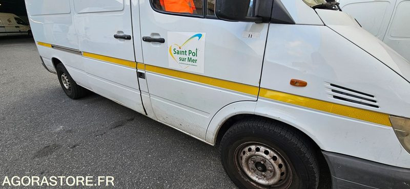 MERCEDES SPRINT 208 DM188SY - Kassebil: bilde 5 MERCEDES SPRINT 208 DM188SY - Kassebil: bilde 5