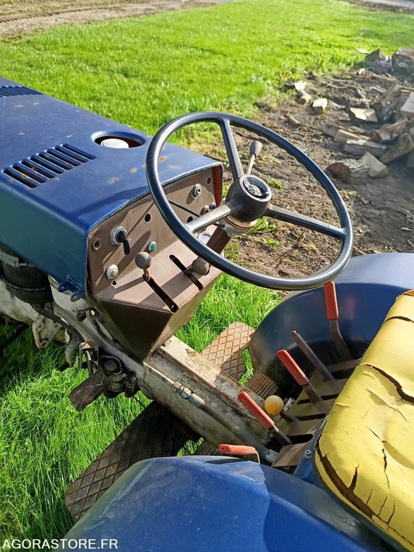 MICRO TRACTEUR AGRIA 4800 - Traktor: bilde 4 MICRO TRACTEUR AGRIA 4800 - Traktor: bilde 4