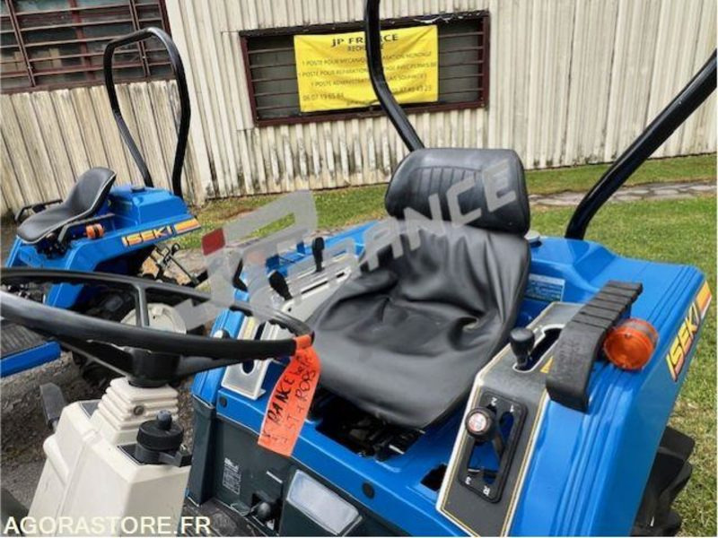 MICROTRACTEUR ISEKI 14 CV 4 ROUES MOTRICES DIESEL 1263H DANS L'ETAT ROULANT - Traktor: bilde 3 MICROTRACTEUR ISEKI 14 CV 4 ROUES MOTRICES DIESEL 1263H DANS L'ETAT ROULANT - Traktor: bilde 3