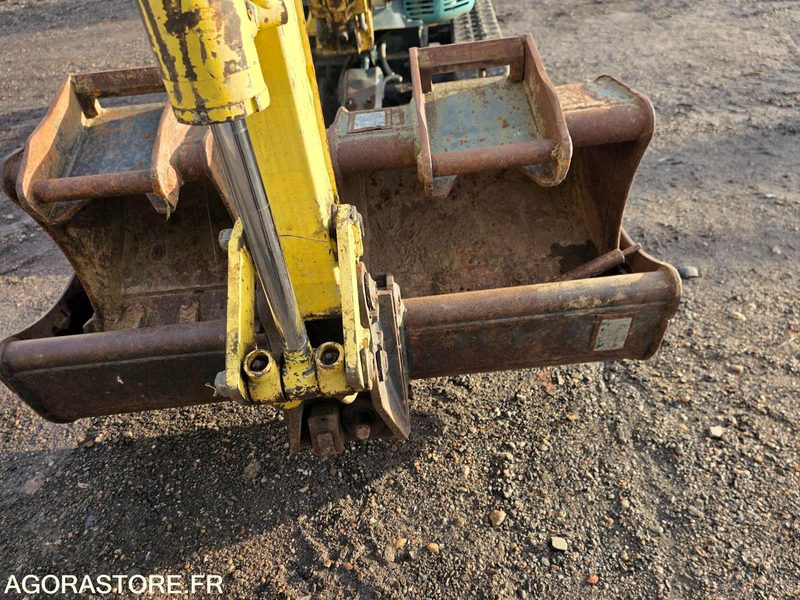 MINI-PELLE YANMAR VIO 10 - 2004 - 1952 HEURES - Minigraver: bilde 4 MINI-PELLE YANMAR VIO 10 - 2004 - 1952 HEURES - Minigraver: bilde 4