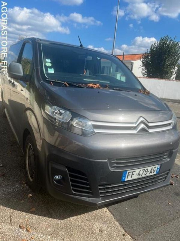 MINIBUS CITROEN JUMPY SPACETOURER 1.5L BHDI - 4 portes - 2019 - 182 000km - Minibuss, Persontransport: bilde 2 MINIBUS CITROEN JUMPY SPACETOURER 1.5L BHDI - 4 portes - 2019 - 182 000km - Minibuss, Persontransport: bilde 2