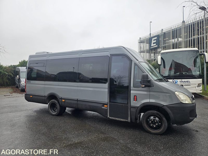 MINIBUS IVECO DAILY 16 PLACES 2010 - 140000 - 2010 - Minibuss, Persontransport: bilde 3 MINIBUS IVECO DAILY 16 PLACES 2010 - 140000 - 2010 - Minibuss, Persontransport: bilde 3