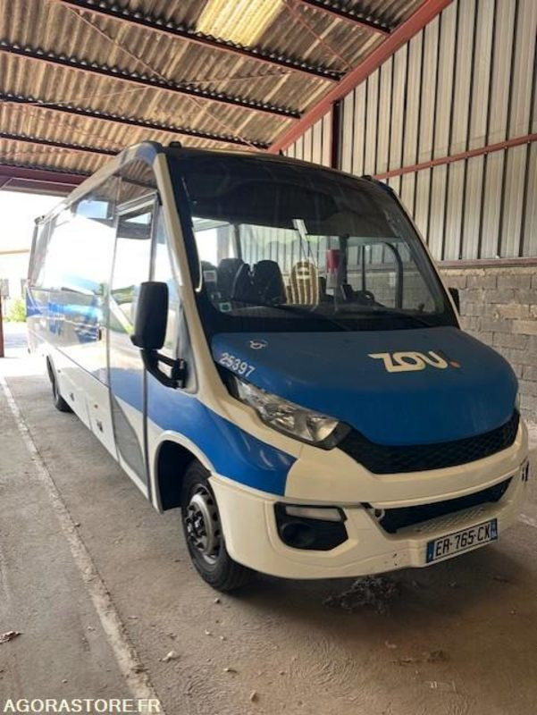 MINICARS IVECO BUS DAILY TOURYS 25397 MEC 2017 KM 239000 ER-765-CX - Minibuss, Persontransport: bilde 2 MINICARS IVECO BUS DAILY TOURYS 25397 MEC 2017 KM 239000 ER-765-CX - Minibuss, Persontransport: bilde 2