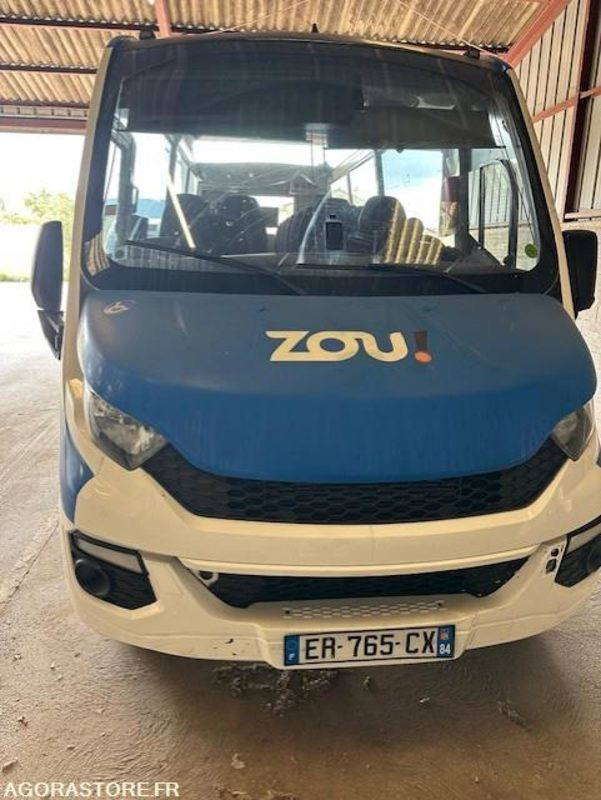 MINICARS IVECO BUS DAILY TOURYS 25397 MEC 2017 KM 239000 ER-765-CX - Minibuss, Persontransport: bilde 1 MINICARS IVECO BUS DAILY TOURYS 25397 MEC 2017 KM 239000 ER-765-CX - Minibuss, Persontransport: bilde 1