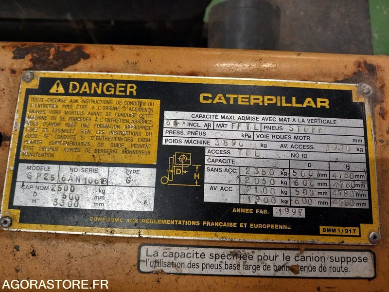 CHARIOT ELEVATEUR CATERPILLAR GP25 D4800 - Materialhåndteringsutstyr: bilde 2 CHARIOT ELEVATEUR CATERPILLAR GP25 D4800 - Materialhåndteringsutstyr: bilde 2