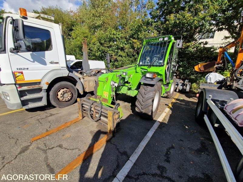 Merlo TF 42.7 CS - 2018 - 4931 - FB681VE - Teleskoplastere: bilde 2 Merlo TF 42.7 CS - 2018 - 4931 - FB681VE - Teleskoplastere: bilde 2