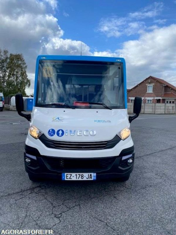 Minibus INDCAR MOBI LOW ENTRY - 27 places - PMR - Minibuss, Persontransport: bilde 1 Minibus INDCAR MOBI LOW ENTRY - 27 places - PMR - Minibuss, Persontransport: bilde 1