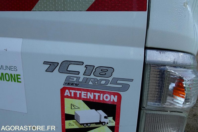 Mitsubishi Fuso - Søppelbil: bilde 3 Mitsubishi Fuso - Søppelbil: bilde 3