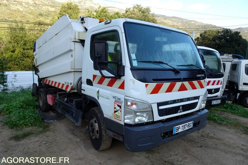 Mitsubishi Fuso - Søppelbil: bilde 1 Mitsubishi Fuso - Søppelbil: bilde 1