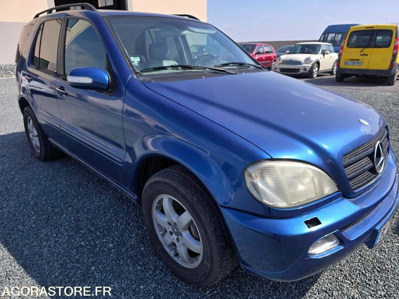 NIORT - MERCEDES ML 400 CDI BVA BI TURBO 4.00L 250 CH PEINTURE NEUVE 2025 - Personenbil: bilde 2 NIORT - MERCEDES ML 400 CDI BVA BI TURBO 4.00L 250 CH PEINTURE NEUVE 2025 - Personenbil: bilde 2