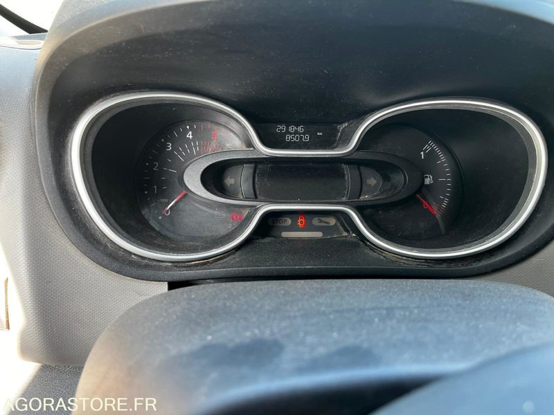 (Ne pas mettre en ligne) renault trafic 3 1.6 dci 5places - Små varebil: bilde 5 (Ne pas mettre en ligne) renault trafic 3 1.6 dci 5places - Små varebil: bilde 5