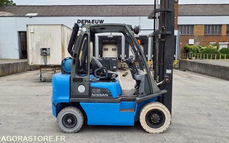 Nissan 2682 heures Triplex UD02A25PQ - 3F550 - Gaffeltruck: bilde 1 Nissan 2682 heures Triplex UD02A25PQ - 3F550 - Gaffeltruck: bilde 1