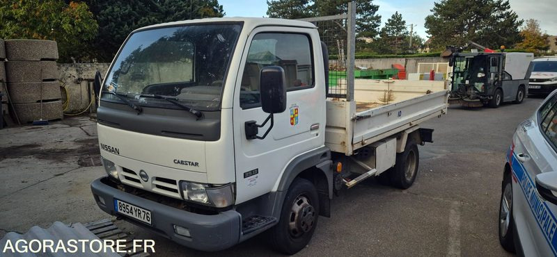 Nissan Cabstar - Varebil med tipp: bilde 1 Nissan Cabstar - Varebil med tipp: bilde 1