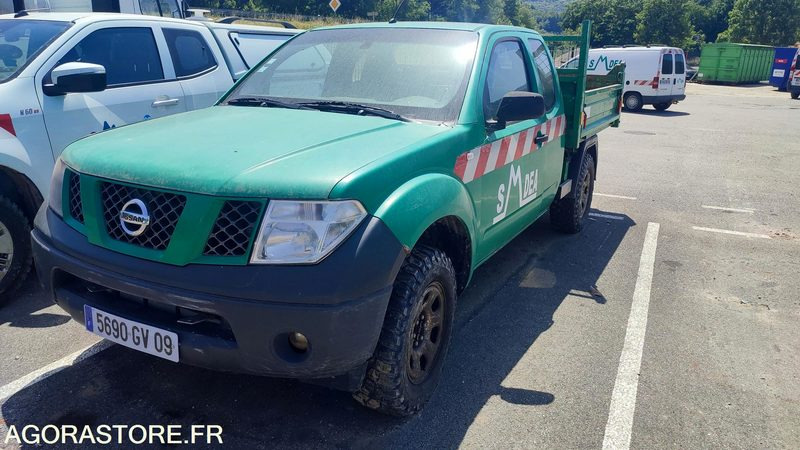 Nissan Pick-up Benne - Varebil med plan: bilde 2 Nissan Pick-up Benne - Varebil med plan: bilde 2