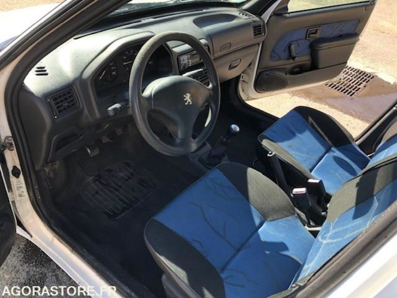 PEUGEOT 106 FINITION ZEN ESSENCE - Personenbil: bilde 5 PEUGEOT 106 FINITION ZEN ESSENCE - Personenbil: bilde 5
