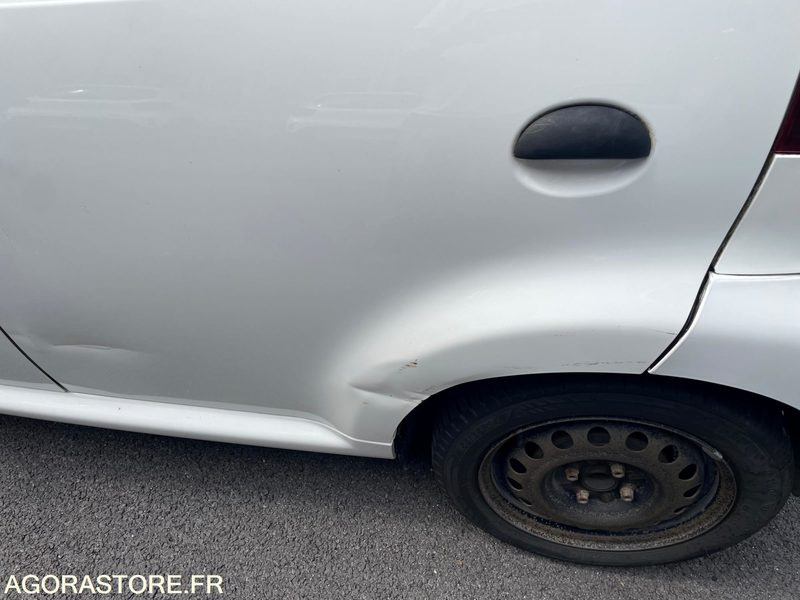 PEUGEOT 107 CL-911-LP - Personenbil: bilde 5 PEUGEOT 107 CL-911-LP - Personenbil: bilde 5