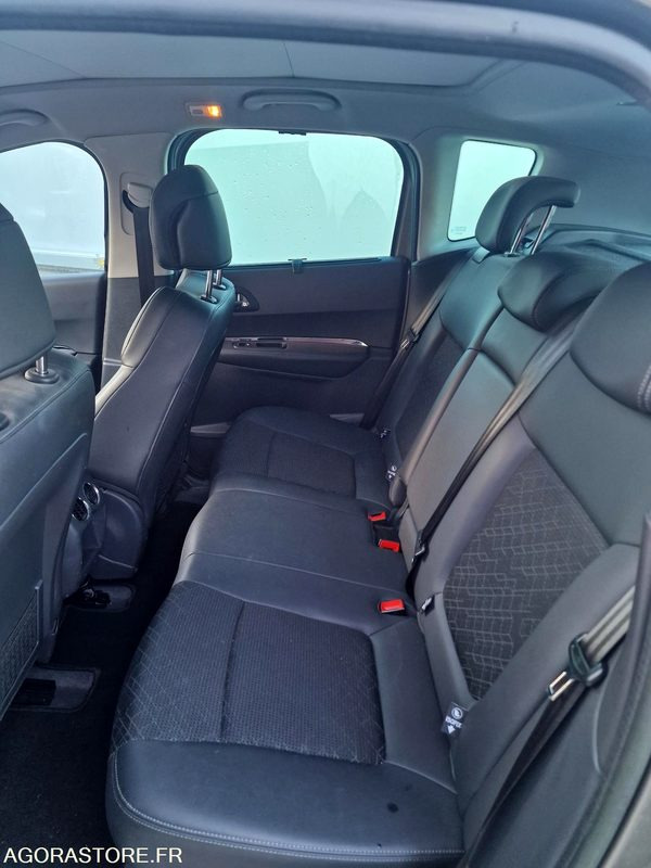 Personenbil PEUGEOT 3008: bilde 13
