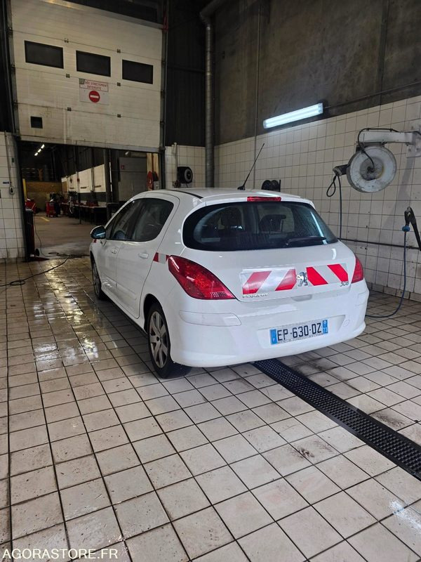 PEUGEOT 308 - Personenbil: bilde 2 PEUGEOT 308 - Personenbil: bilde 2