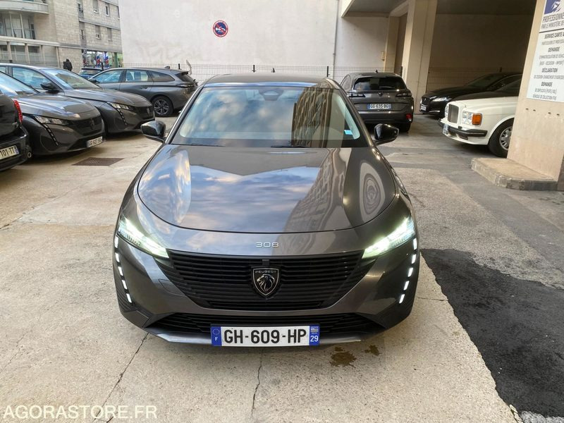 PEUGEOT 308 III (P5) SW 1.5 BlueHDi 16V EAT8 S&S 130 Boîte automatique PAS TVA - Stasjonsvogn: bilde 2 PEUGEOT 308 III (P5) SW 1.5 BlueHDi 16V EAT8 S&S 130 Boîte automatique PAS TVA - Stasjonsvogn: bilde 2