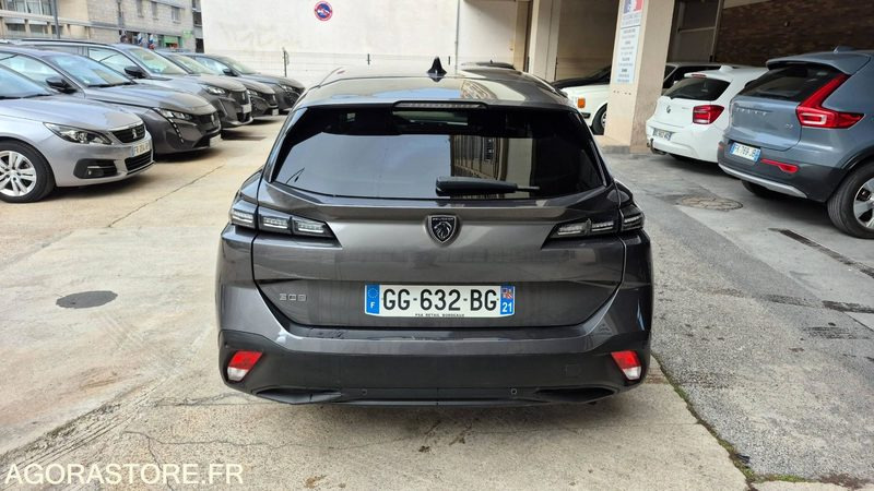 PEUGEOT 308 III (P5) SW 1.5 BlueHDi 16V S&S 130 cv Boîte automatique pas TVA - Stasjonsvogn: bilde 3 PEUGEOT 308 III (P5) SW 1.5 BlueHDi 16V S&S 130 cv Boîte automatique pas TVA - Stasjonsvogn: bilde 3