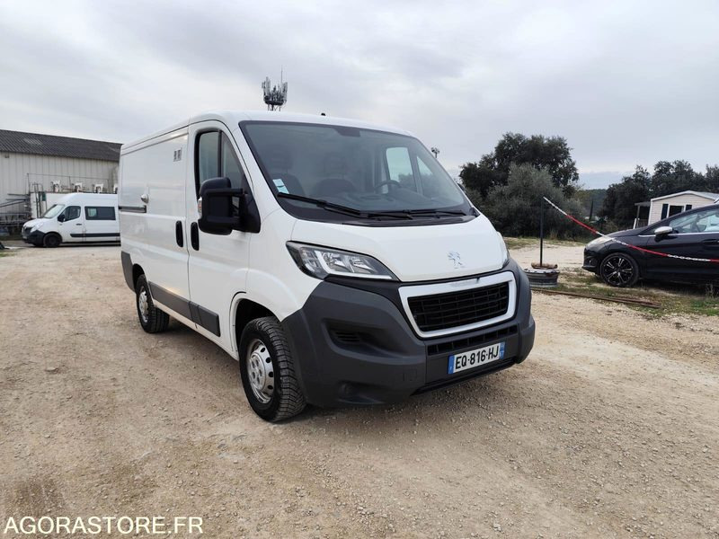 PEUGEOT BOXER L1H1 2.0 BlueHDi 110CH - 2017 - 239000KMS - Små varebil: bilde 1 PEUGEOT BOXER L1H1 2.0 BlueHDi 110CH - 2017 - 239000KMS - Små varebil: bilde 1
