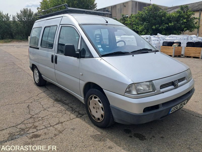 PEUGEOT EXPERT COMBI 8 PLACES - Minibuss, Persontransport: bilde 2 PEUGEOT EXPERT COMBI 8 PLACES - Minibuss, Persontransport: bilde 2