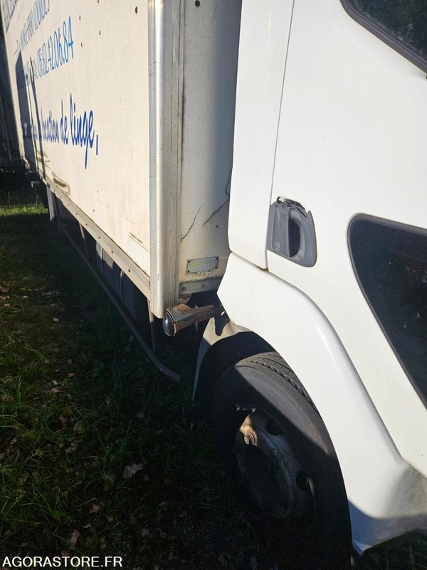 PL-RENAULT MIDLUM- 407653Km-2005 - Skapbil: bilde 2 PL-RENAULT MIDLUM- 407653Km-2005 - Skapbil: bilde 2