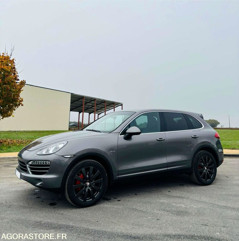 PORSCHE CAYENNE 3.0 V6 - 2012 - 42 000 KM - EXCELLENT ETAT - Personenbil: bilde 4 PORSCHE CAYENNE 3.0 V6 - 2012 - 42 000 KM - EXCELLENT ETAT - Personenbil: bilde 4