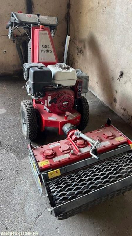 PORTE-OUTILS DESHERBEUR AVEC HERSE (PREPARATION ET EGALISATION DES SOLS) - Hageutstyr: bilde 2 PORTE-OUTILS DESHERBEUR AVEC HERSE (PREPARATION ET EGALISATION DES SOLS) - Hageutstyr: bilde 2