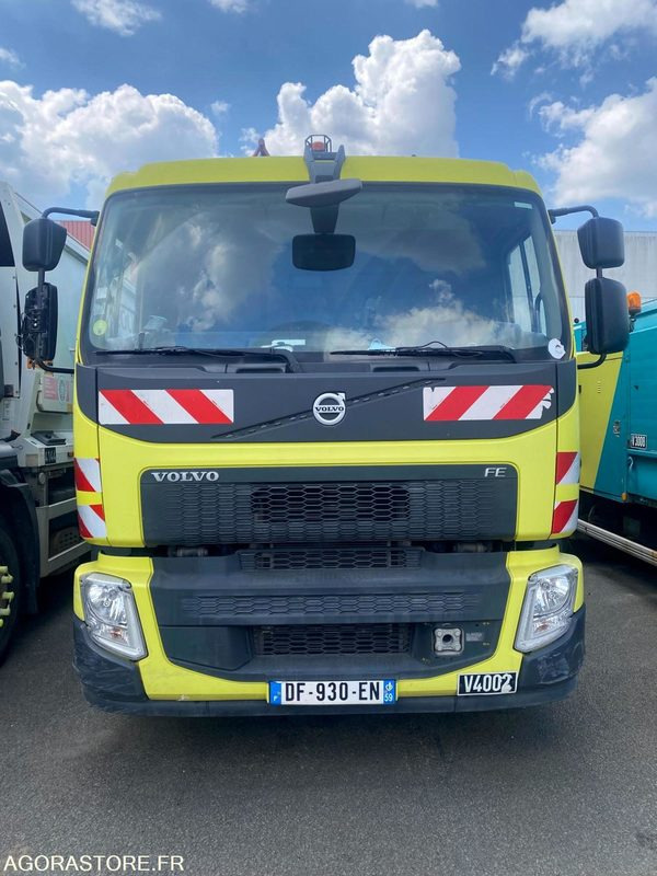 PORTEUR BOM 26T VOLVO GEESINK - 160803km- 2014 (4002) - Søppelbil: bilde 1 PORTEUR BOM 26T VOLVO GEESINK - 160803km- 2014 (4002) - Søppelbil: bilde 1