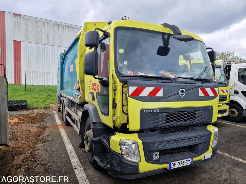 PORTEUR BOM 26T VOLVO GEESINK - 2014 - 167708 KM - Søppelbil: bilde 2 PORTEUR BOM 26T VOLVO GEESINK - 2014 - 167708 KM - Søppelbil: bilde 2