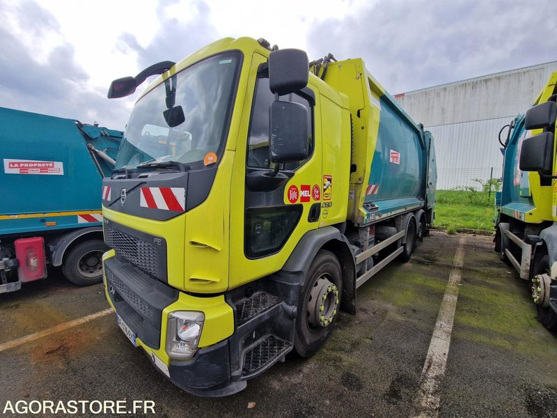 PORTEUR BOM 26T VOLVO GEESINK - 2014 - 167708 KM - Søppelbil: bilde 3 PORTEUR BOM 26T VOLVO GEESINK - 2014 - 167708 KM - Søppelbil: bilde 3