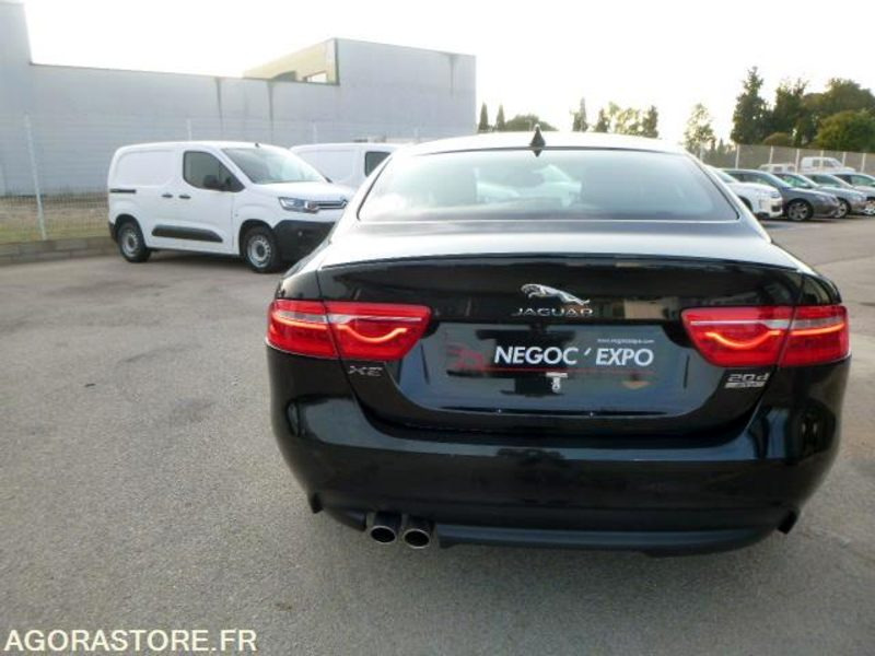 PRIX TTC 0% TVA - JAGUAR XE 2.0 180CV R SPORT AWD - 2016 - 160 000km - Personenbil: bilde 4 PRIX TTC 0% TVA - JAGUAR XE 2.0 180CV R SPORT AWD - 2016 - 160 000km - Personenbil: bilde 4