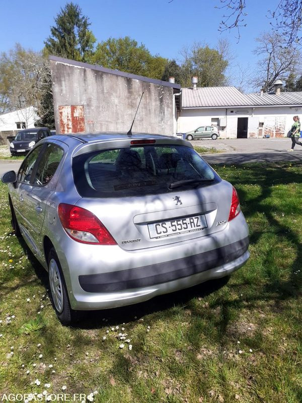 Peugeot 207 1.4 hdi 70 cv - Personenbil: bilde 3 Peugeot 207 1.4 hdi 70 cv - Personenbil: bilde 3