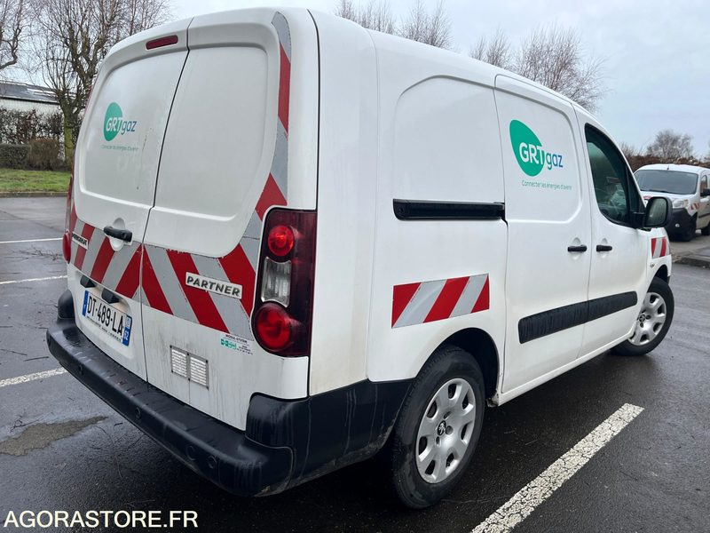 Små varebil Peugeot Partner - 2015 - 135328kms - DT489LA: bilde 23