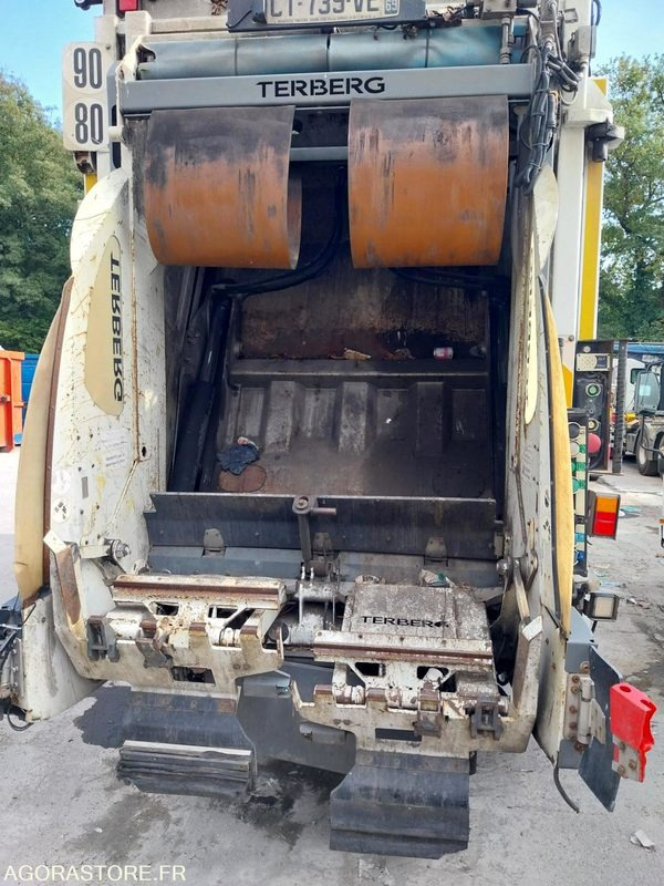 RENAULT 19T/BOM - CT739VE - Søppelbil: bilde 3 RENAULT 19T/BOM - CT739VE - Søppelbil: bilde 3